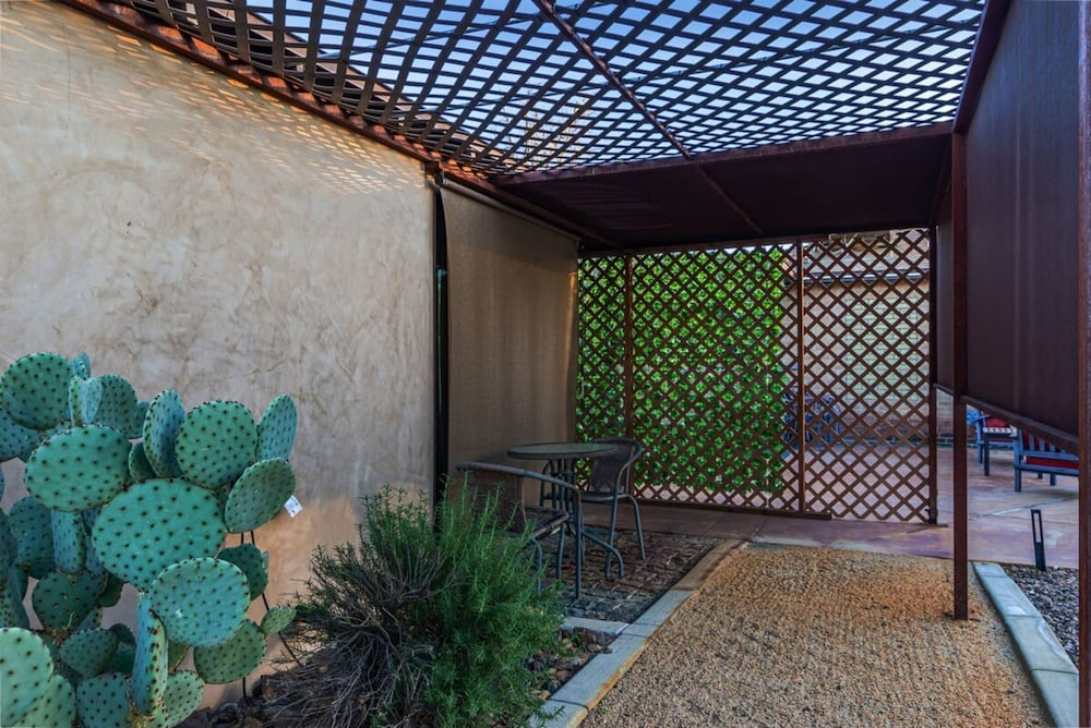 Sw-inspired Casa Casita - 5 Mins to Downtown PHX
