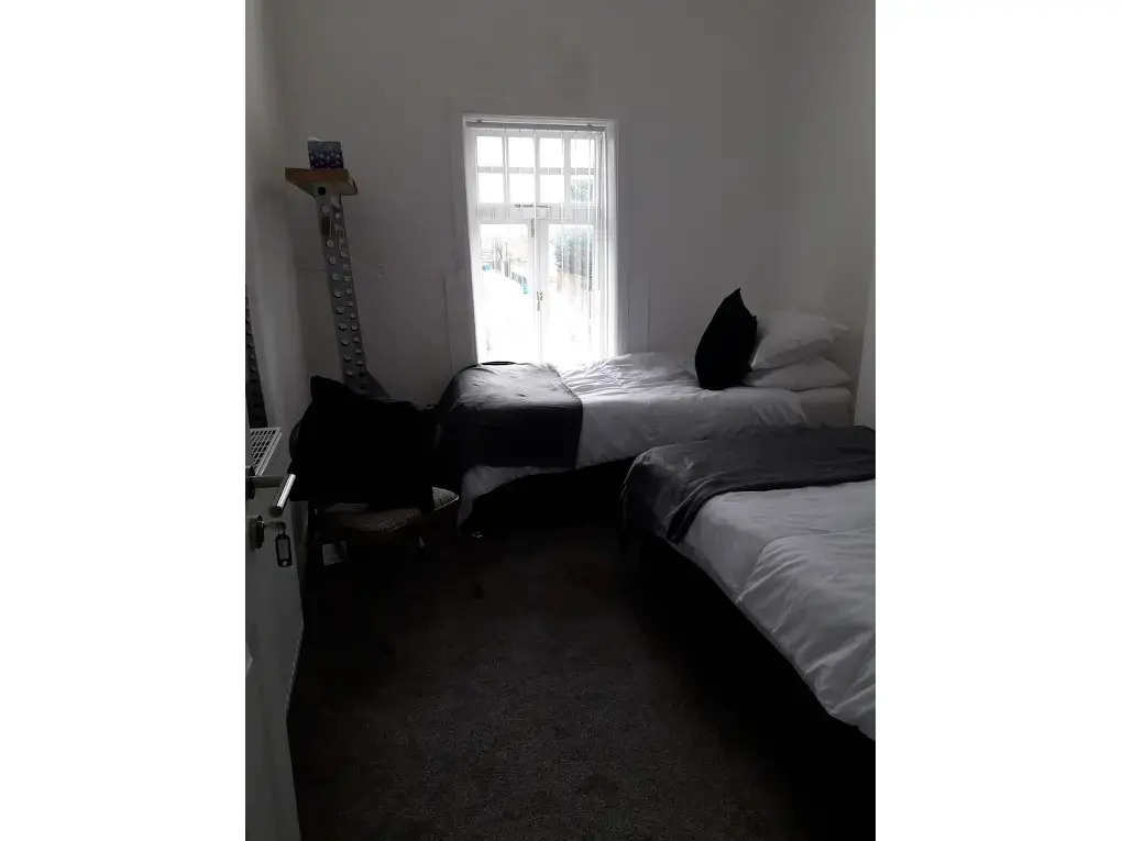 Molyneux Apartments