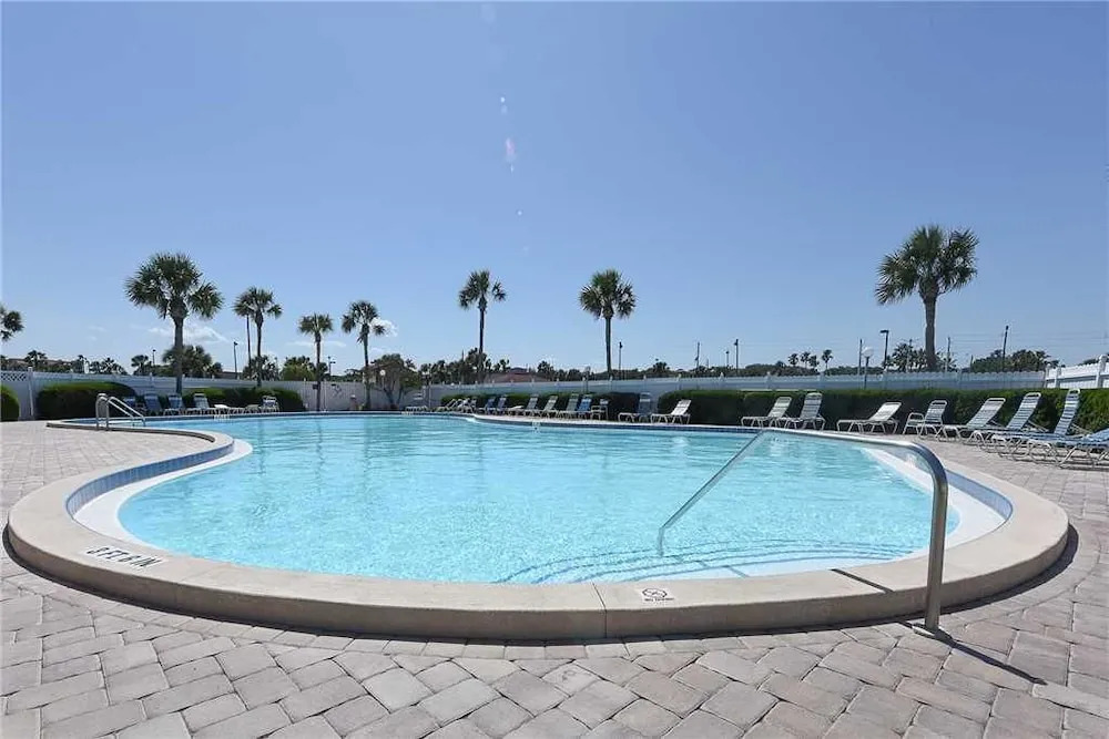 Ocean & Racquet 2303 - Two Bedroom Condo