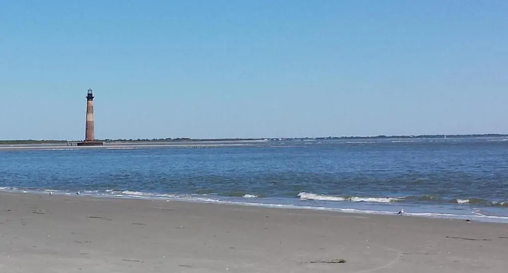 Folly Vacation 620 Entire Home plus Apt, one block to the beach and pet friendly