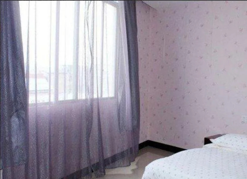 Jiujiang Huangguan Holiday Inn