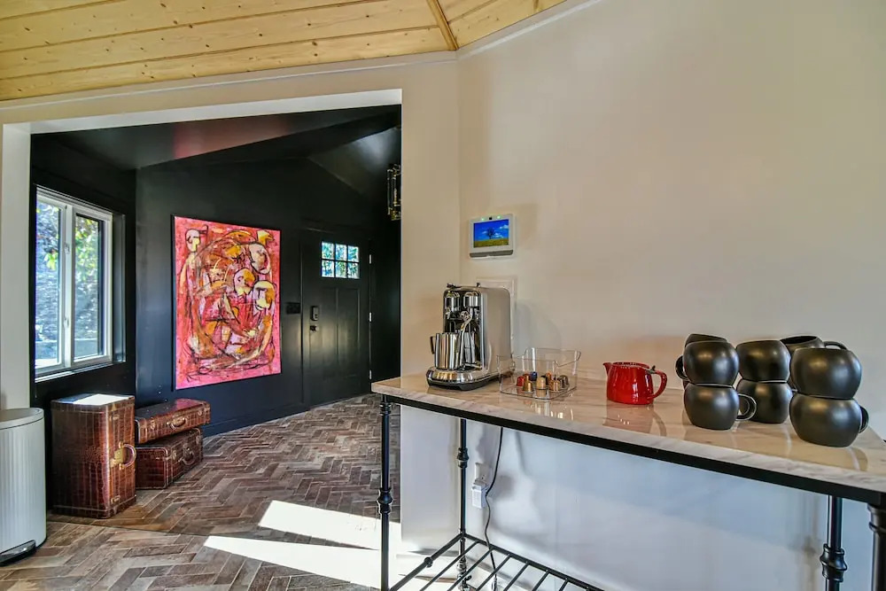 La Maison Mirch - Luxe Design Retreat