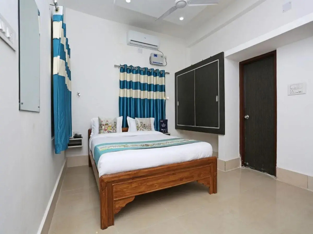 OYO Rooms 166 Airport Square