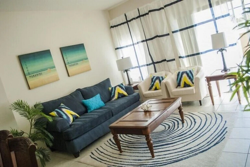 Encantada Resort by Home 2U