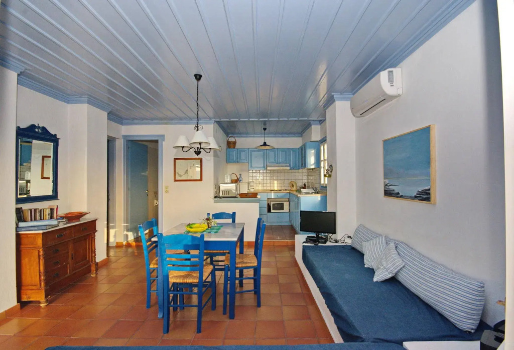 Limani Cottage