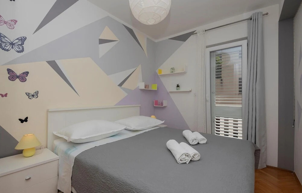 Awesome Home in Makarska With Wifi and 3 Bedrooms