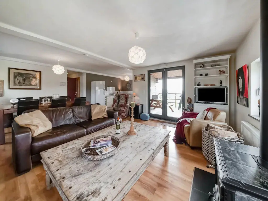 Comfortable and spacious apartment with cosy terrace and fabulous view