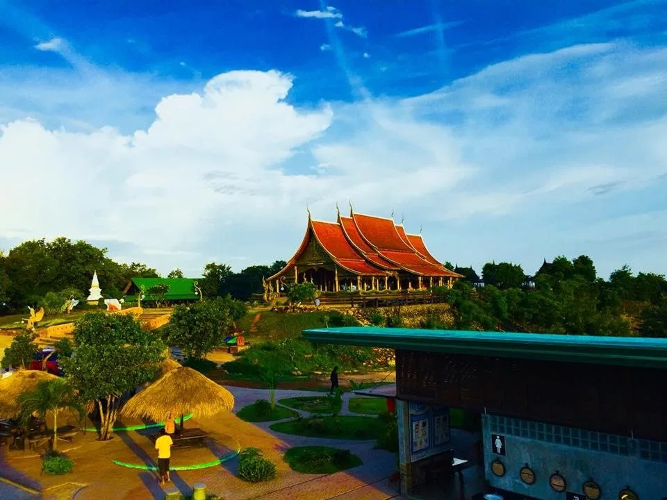 The Moon Resort
