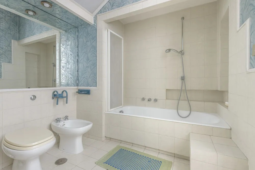 Luxury City Center Apartment