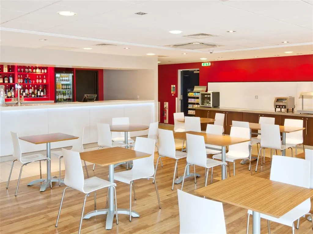 Travelodge Altrincham Central