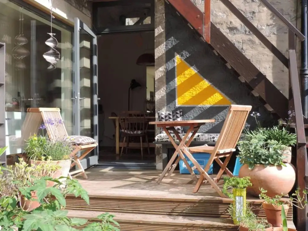 Stylish Georgian Apartment in Leith