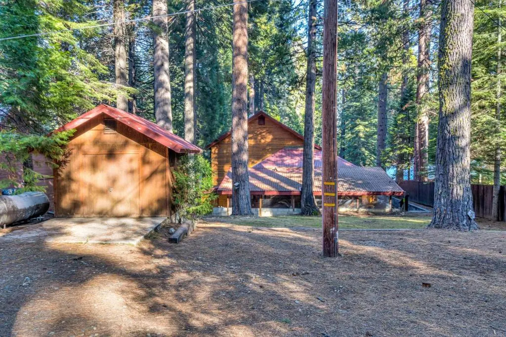 Rock Front Lodge