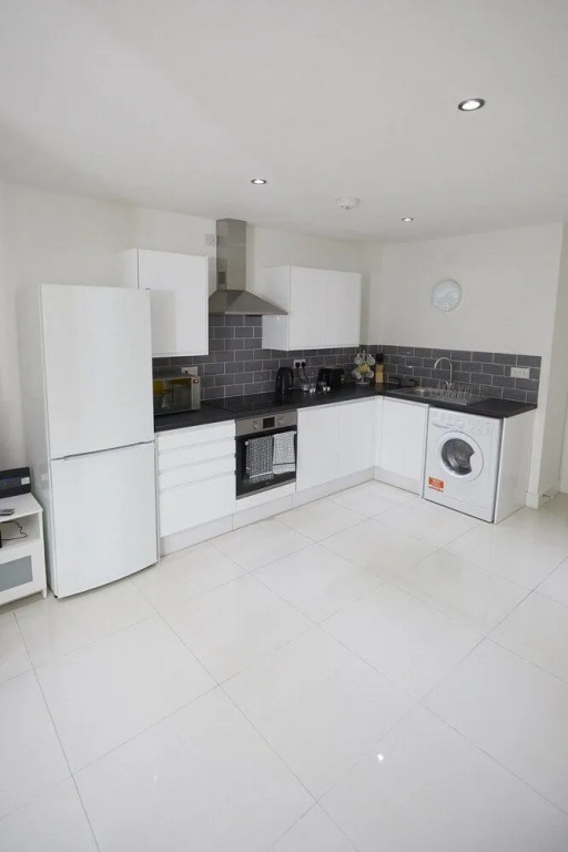 Spire View Apartment