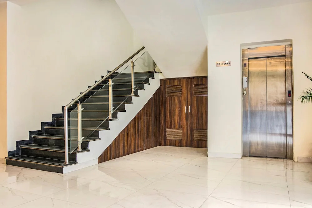 FabHotel Dream Inn Vikas Nagar