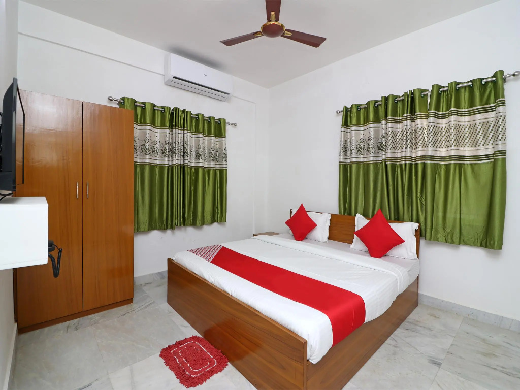 OYO 30269 Amar Raj Inn