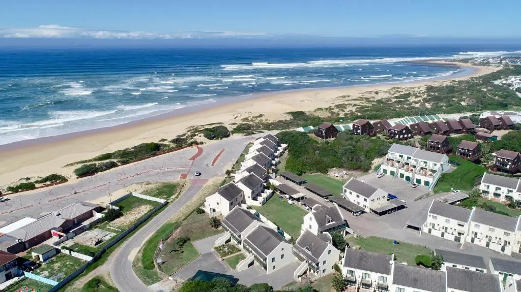 65 Settler Sands Beachfront Accommodation