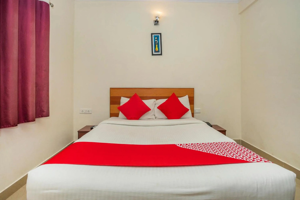 OYO Flagship 9528 Hotel Midas Casita