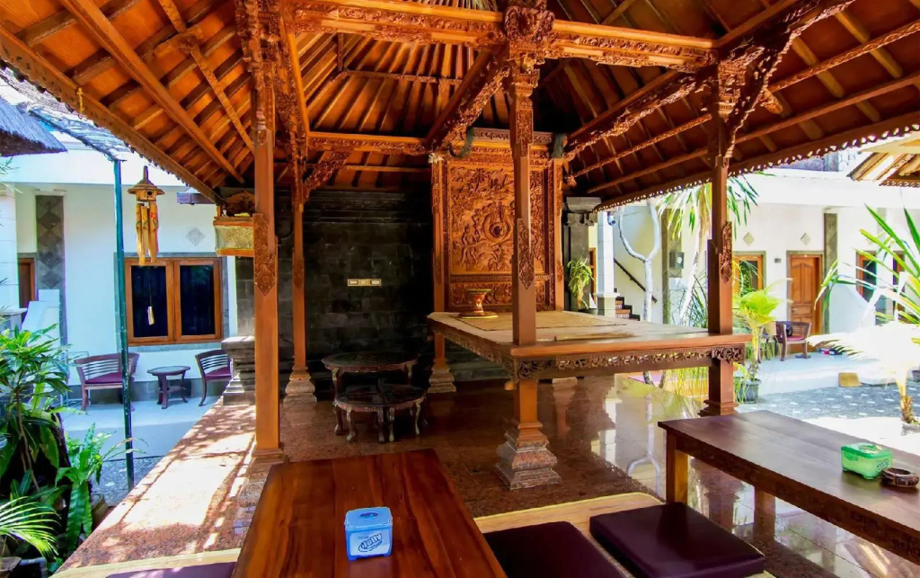 Nakula Guest House