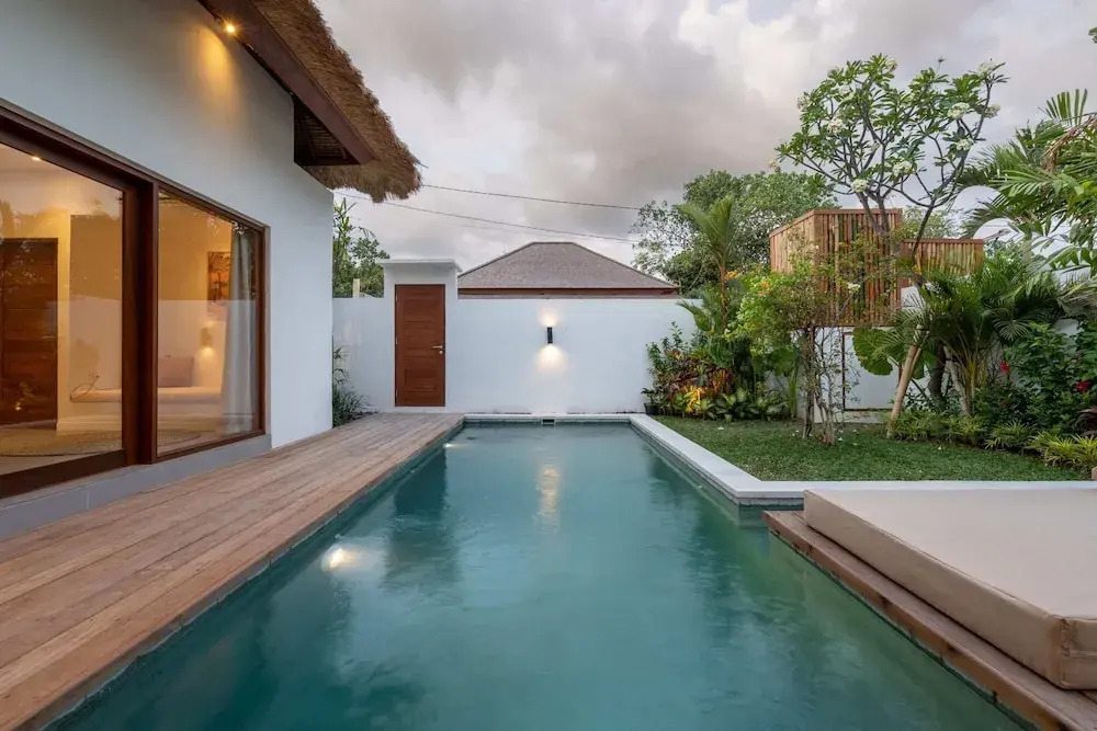 Villa Lounes 1 - Luxury 1BR Villa Walking Distance to the Beach