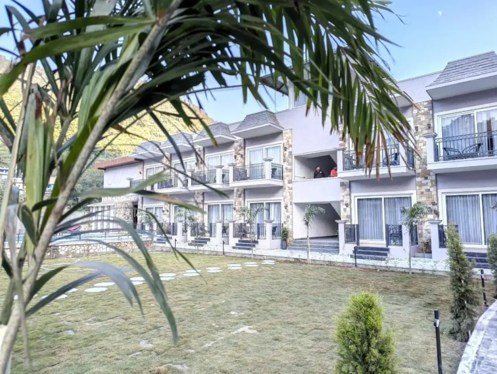 Amritara Chakra River Resort