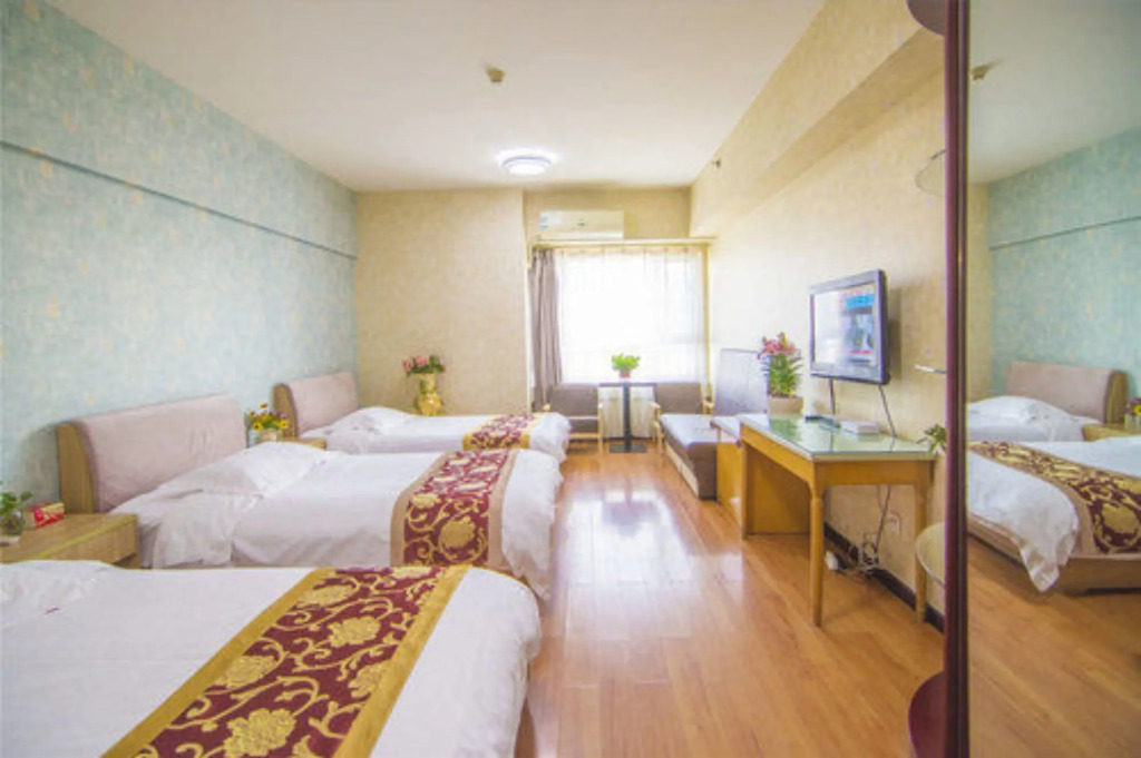 Golden Tree Business Hotel