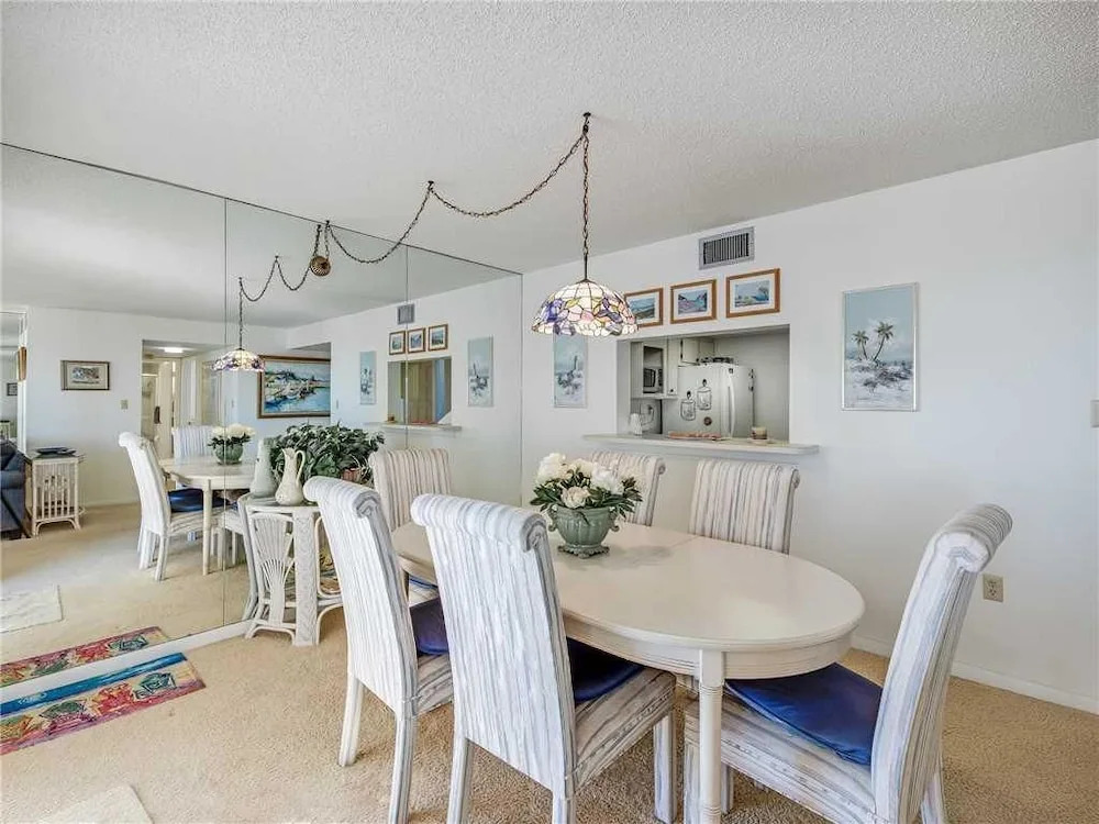 Sandarac B511 - Two Bedroom Condo