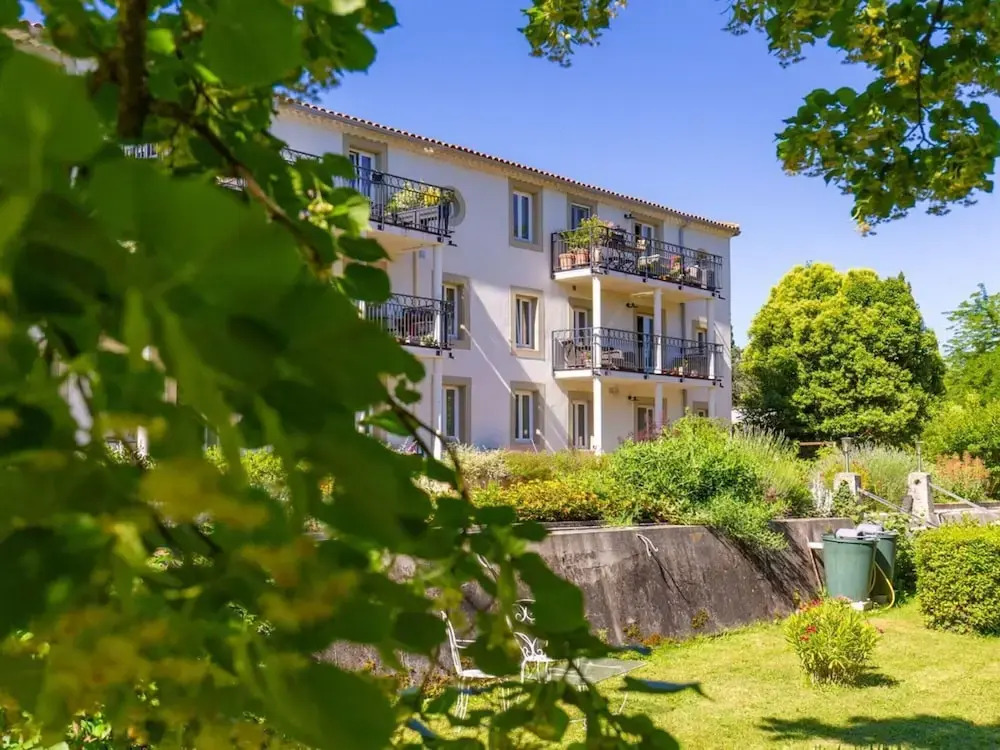 Residence Near Esperaza in a Beautiful Area