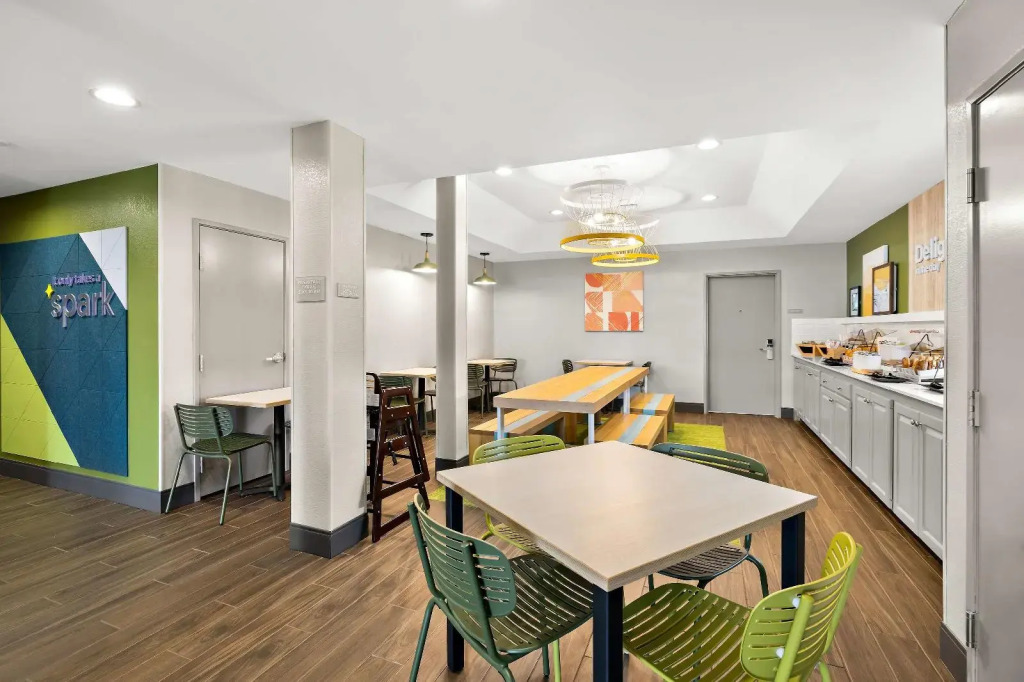 Spark By Hilton Tifton