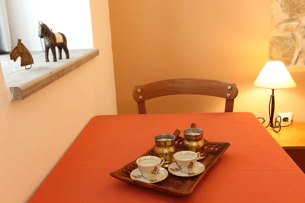 Stoes Traditional Suites