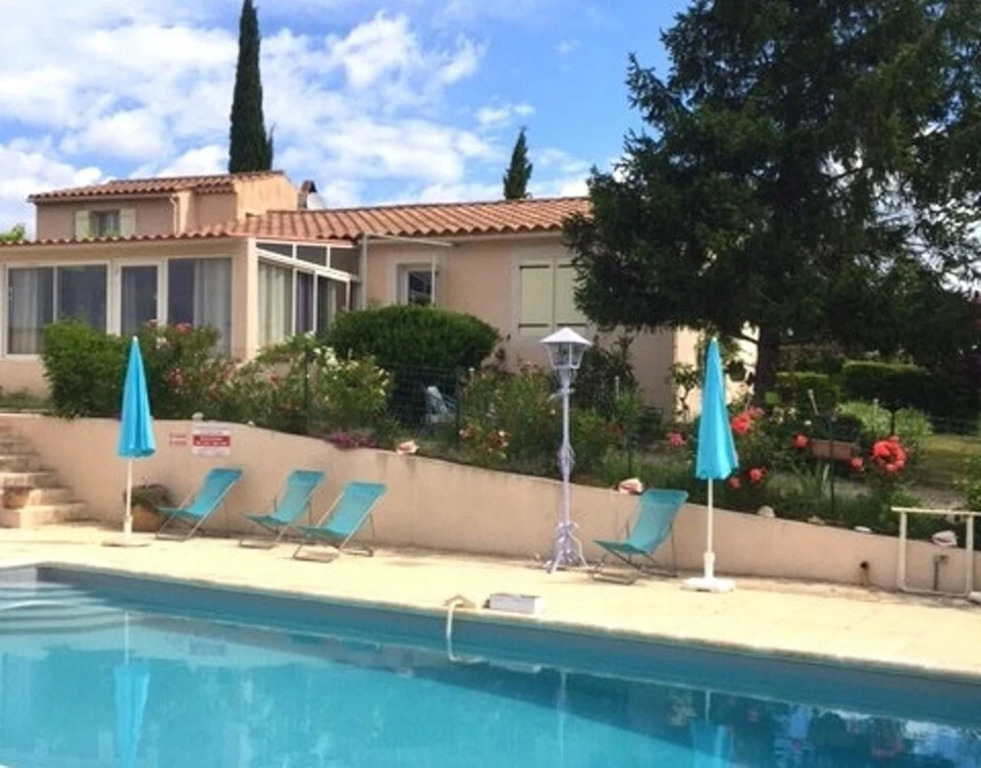 House With 2 Bedrooms in Ansouis, With Wonderful Mountain View, Pool A