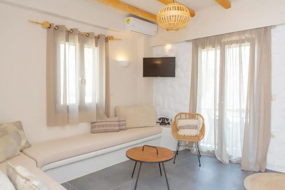 Ampelos Residence Naxos