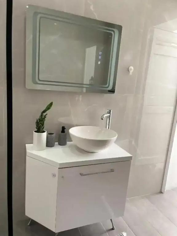 Edion Center Apartment