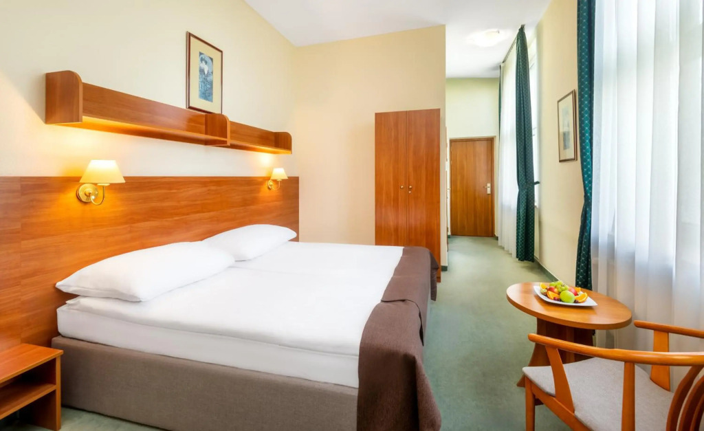 Hotel Millennium