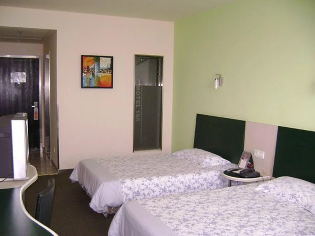 Motel 168 Shanghai Jiading Bole Road Branch