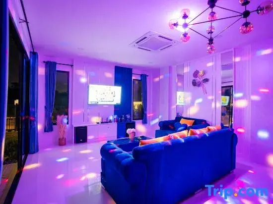 VIDA Luxury PoolVilla Pattaya Bang Saray Beach 8 Bedrooms