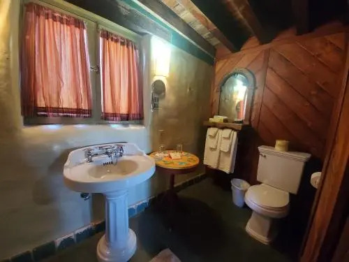 29 Palms Inn