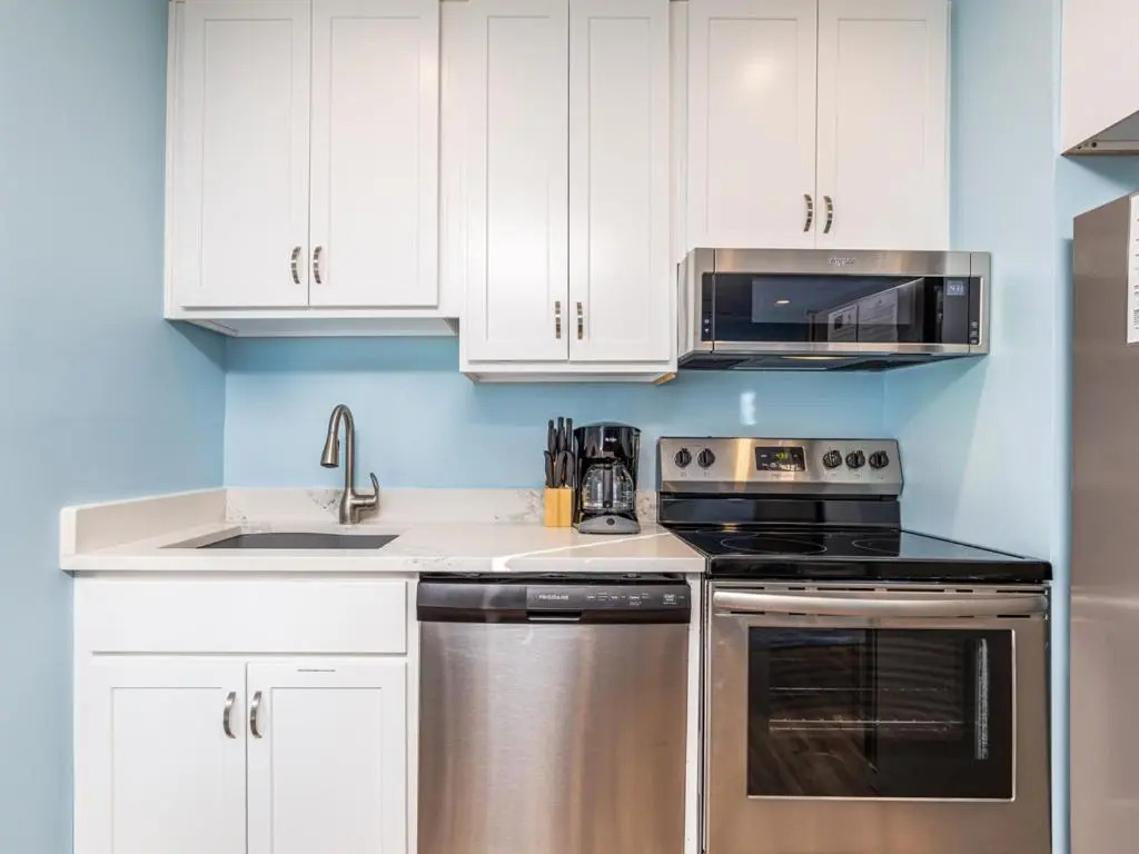 Walkin On Sunshine by Tybee Vacation Rentals