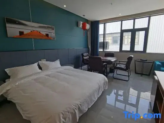 Zhengzhou Yulong Hotel