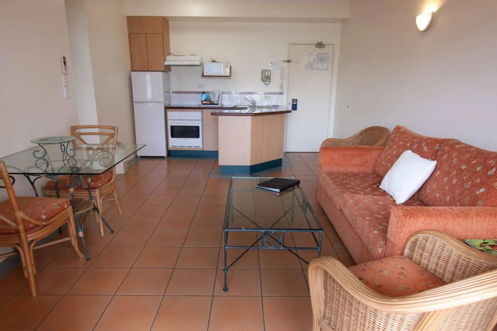 Mid City Luxury Suites