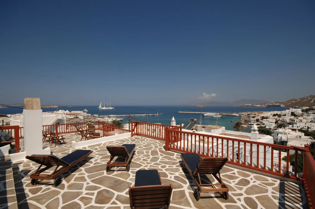 Petasos Chic Hotel
