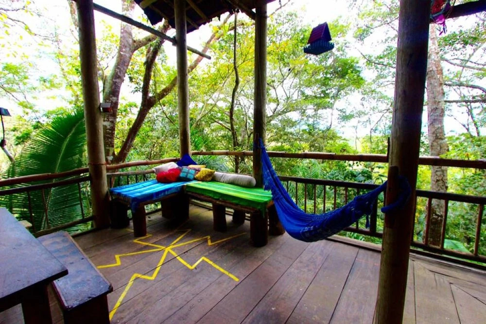 ReMo Treehouse Hostel