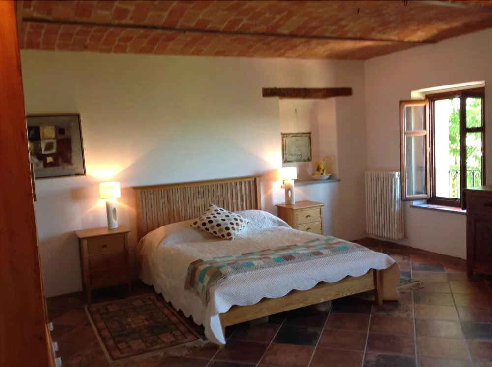 Cascina Raggio Di Sole B&B