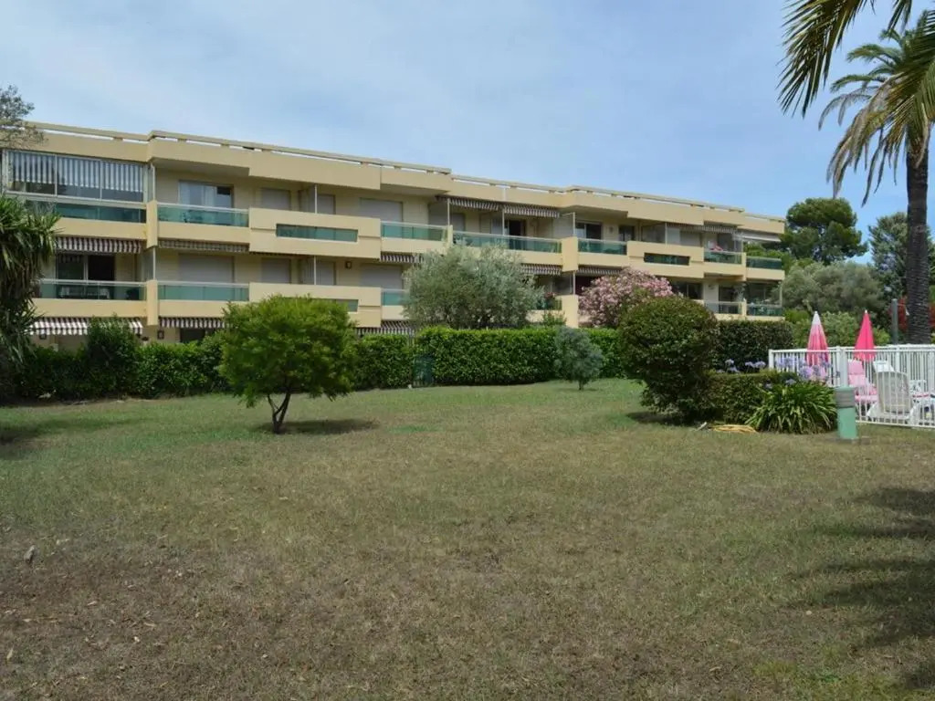 Appartement Juan les Pins, 2 pièces, 4 personnes - FR-1-252-109