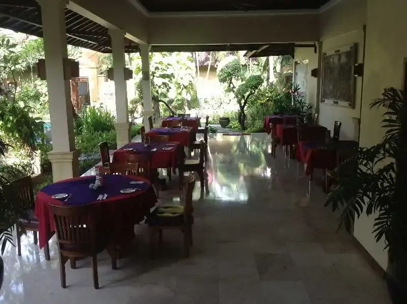 Parigata Spa Villas