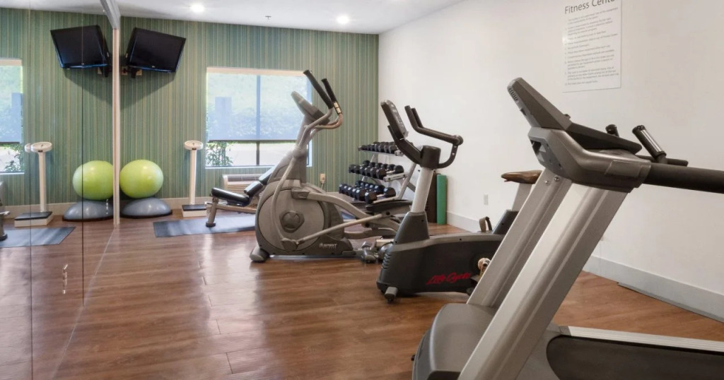 Holiday Inn Express Hotel & Suites Newton Sparta by IHG