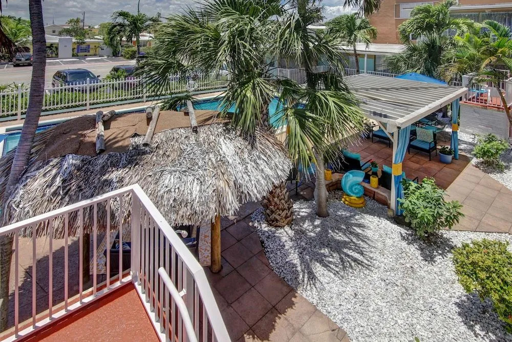 Castle by the Sea Motel
