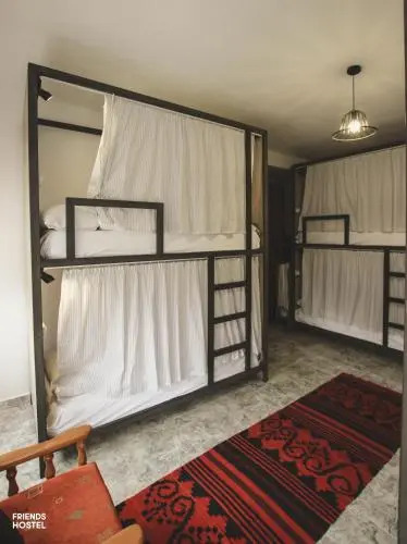 Friends Guesthouse & Hostel