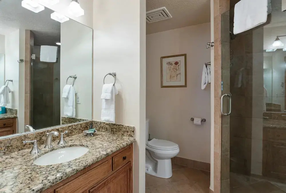Powder Run at Deer Valley Resort - Four Bedroom Condo with Hot Tub #A32 4 Condo