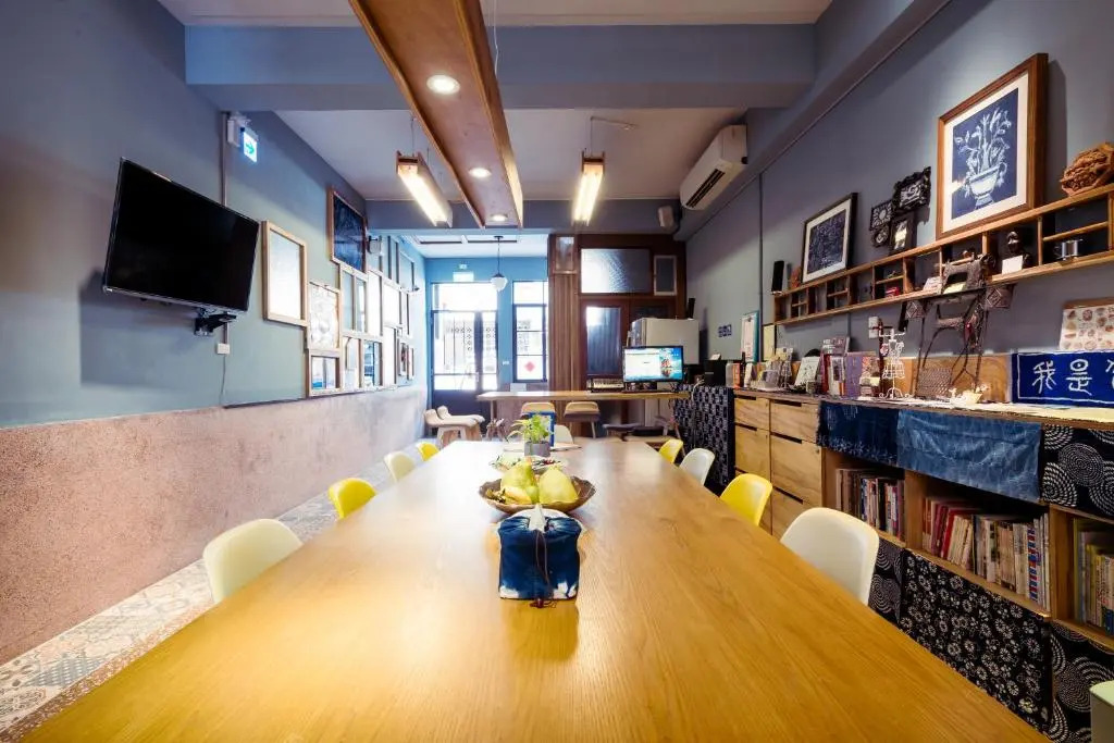 樂客背包旅棧 Local Backpacker Hostel