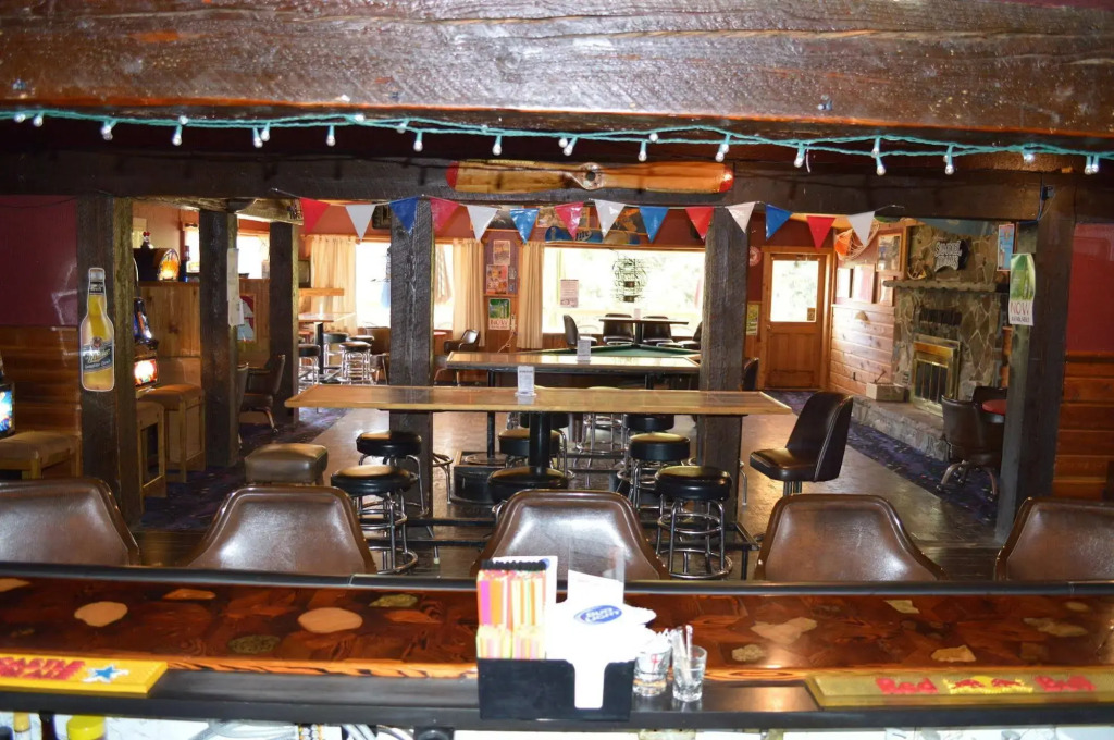 Rimrock Lodge LLC